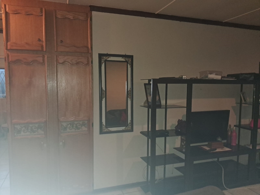 3 Bedroom Property for Sale in Naudeville Free State